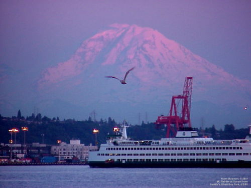 Link to 640x480 Wallpaper Photo - "Mt. Rainier at Sunset
            "