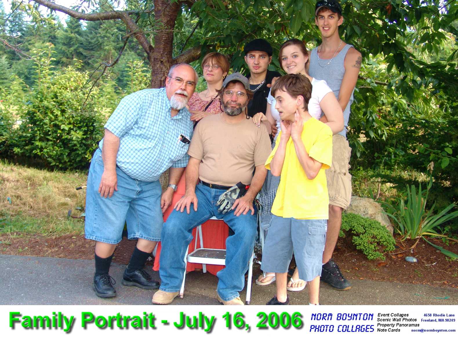 2006 Christmas Card Back - Family Portrait - 7/16/06