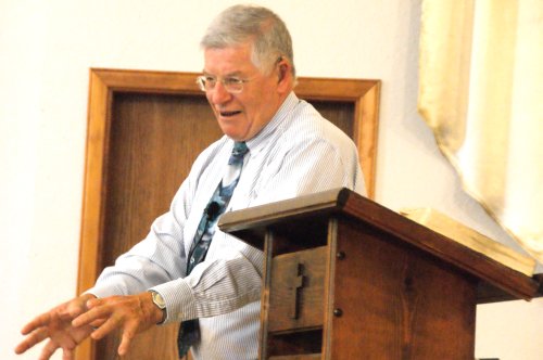 Pastor Dave Stevenson preaching
 "Imitators of God" - 8/30/09