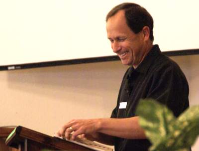 Pastor David Dunaway preaching
 "A Godly Response to Man's Jealousy" - 5/18/08