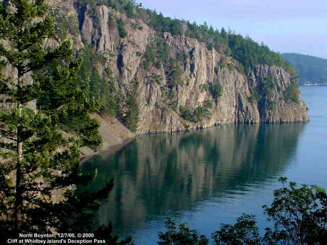 Cliff at Deception Pass on Whidbey Island
- 640 x 480