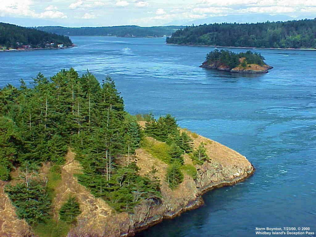 Deception Pass on Whidbey Island
- 1024 x 768