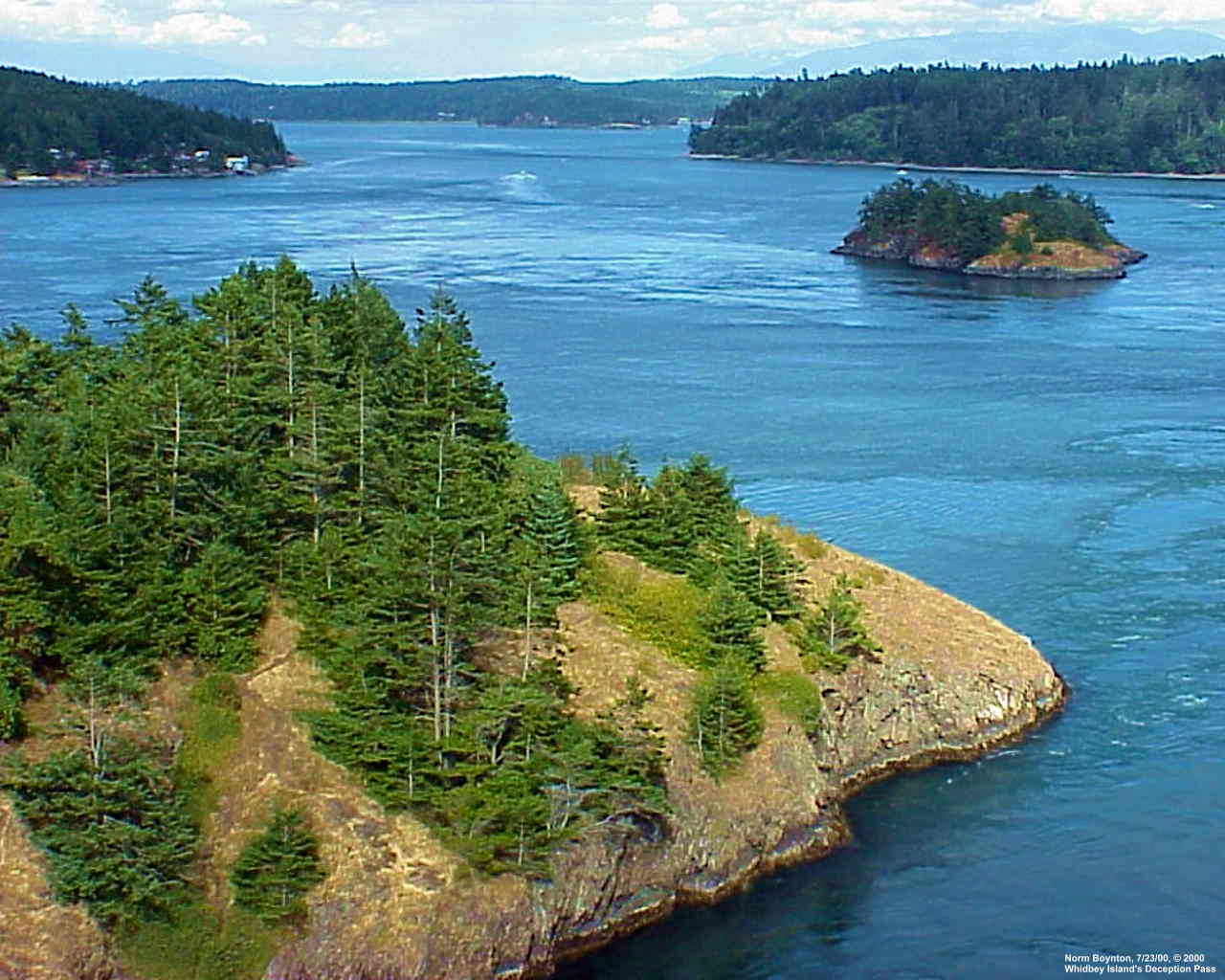 Deception Pass on Whidbey Island
- 1280 x 1024